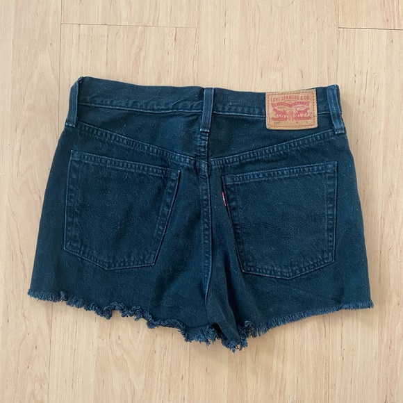 Levi’s high waist 501 shorts - Picture 2 of 5